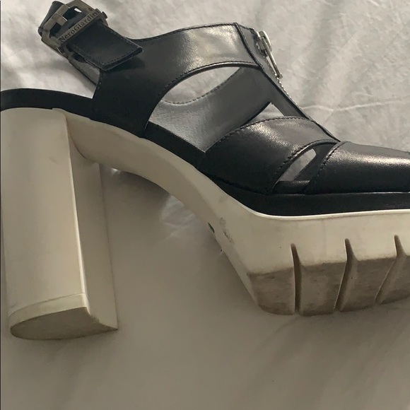 Leather sandals - Picture 8 of 10